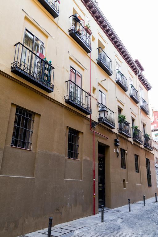 Latina I Madri Exterior foto